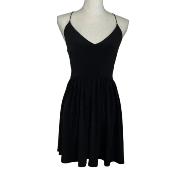 Forever 21 Black Skater dress Womens size small - Picture 1 of 8